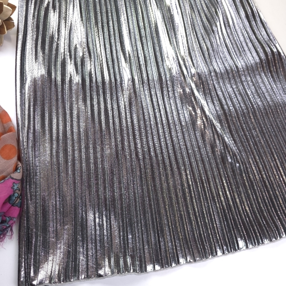 Promesa Metallic Silver Pleated Skirt sz M - Picture 7 of 8